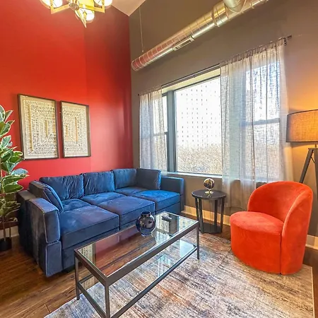 Cozy 3Br Modern Home With Optional Parking Near Mccormick Place, Museum Campus And Soldier Field
