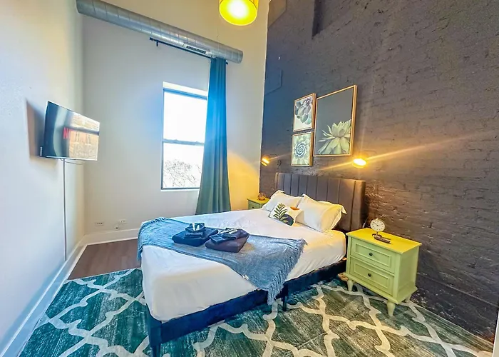 Cozy 420-friendly 3br Modern With Optional Parking Near Mccormick Place, Museum Campus And Soldier Field Apartment