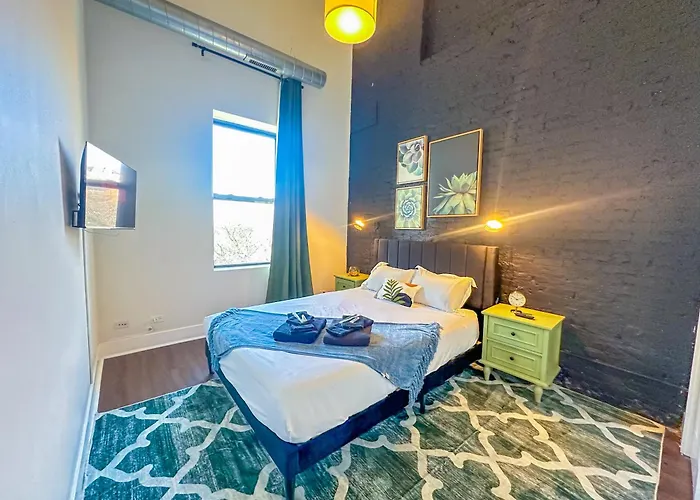 Apartment Cozy 420-friendly 3br Modern With Optional Parking Near Mccormick Place, Museum Campus And Soldier Field Chicago
