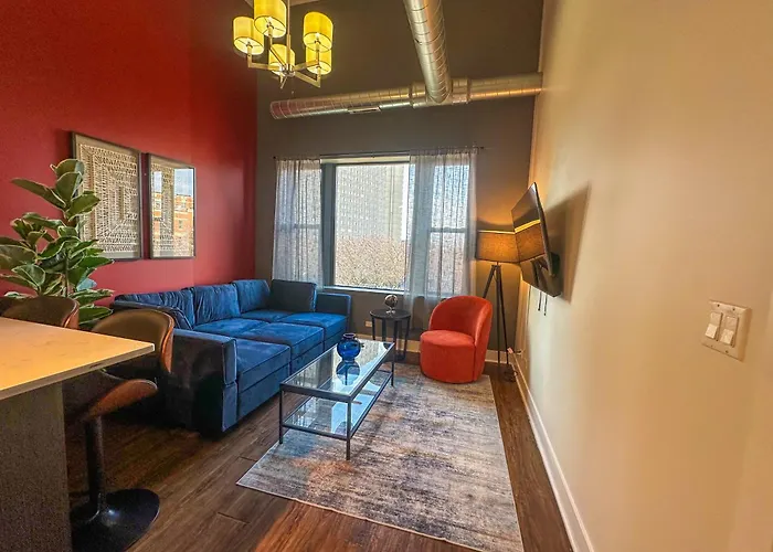 Cozy 420-friendly 3br Modern With Optional Parking Near Mccormick Place, Museum Campus And Soldier Field Apartment