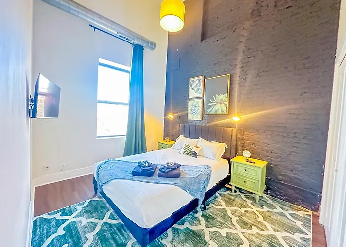 Apartment Cozy 420-friendly 3br Modern With Optional Parking Near Mccormick Place, Museum Campus And Soldier Field Chicago