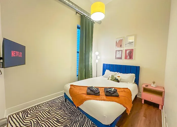 Cozy 420-friendly 3br Modern With Optional Parking Near Mccormick Place, Museum Campus And Soldier Field